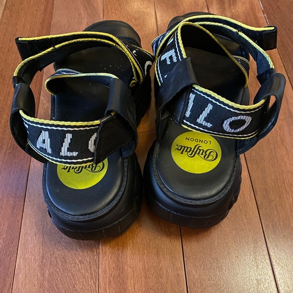 Buffalo London platform strap sandals - Picture 2 of 5